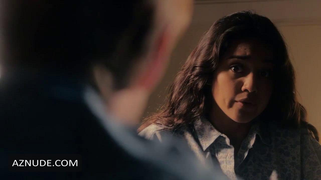 Summer Bishil in Towelhead, photo 18