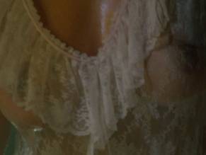 Leila Carli in Cheeky, photo 9