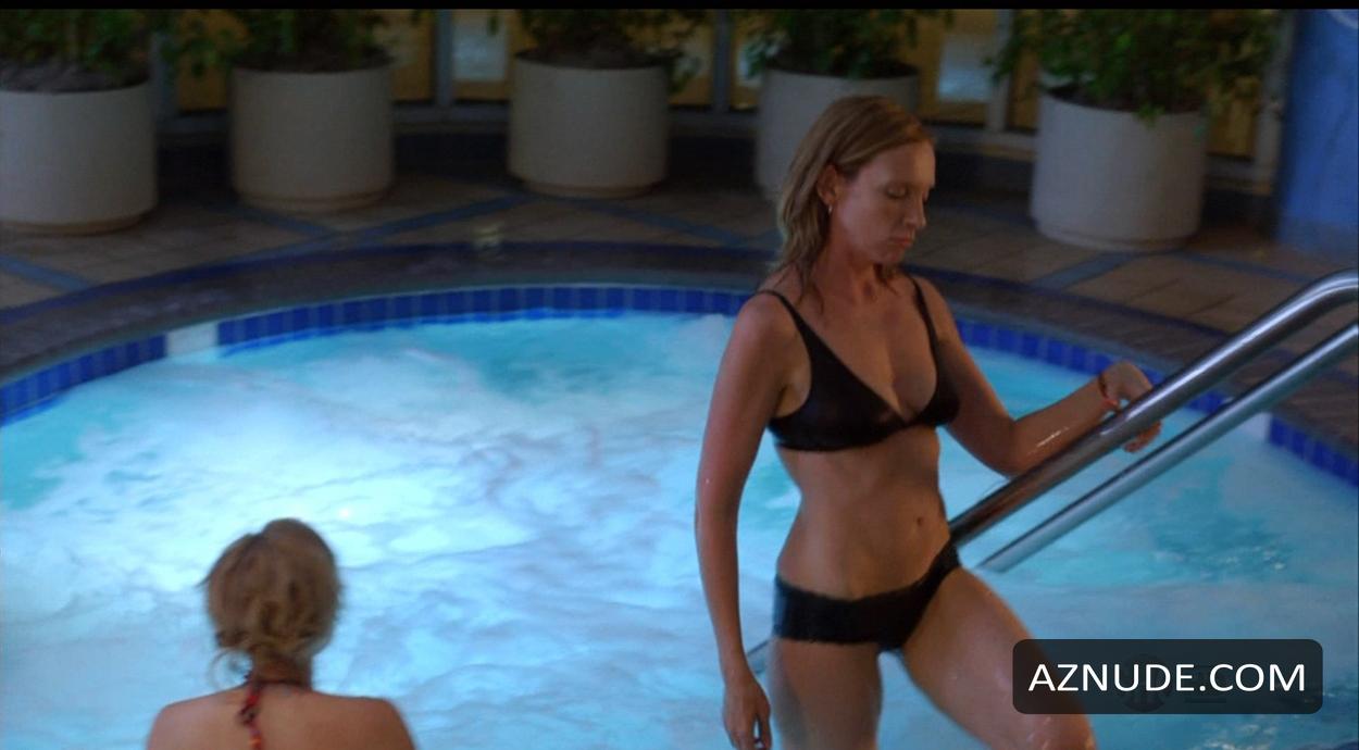 Toni Collette in United States of Tara (2009-2010), photo 9