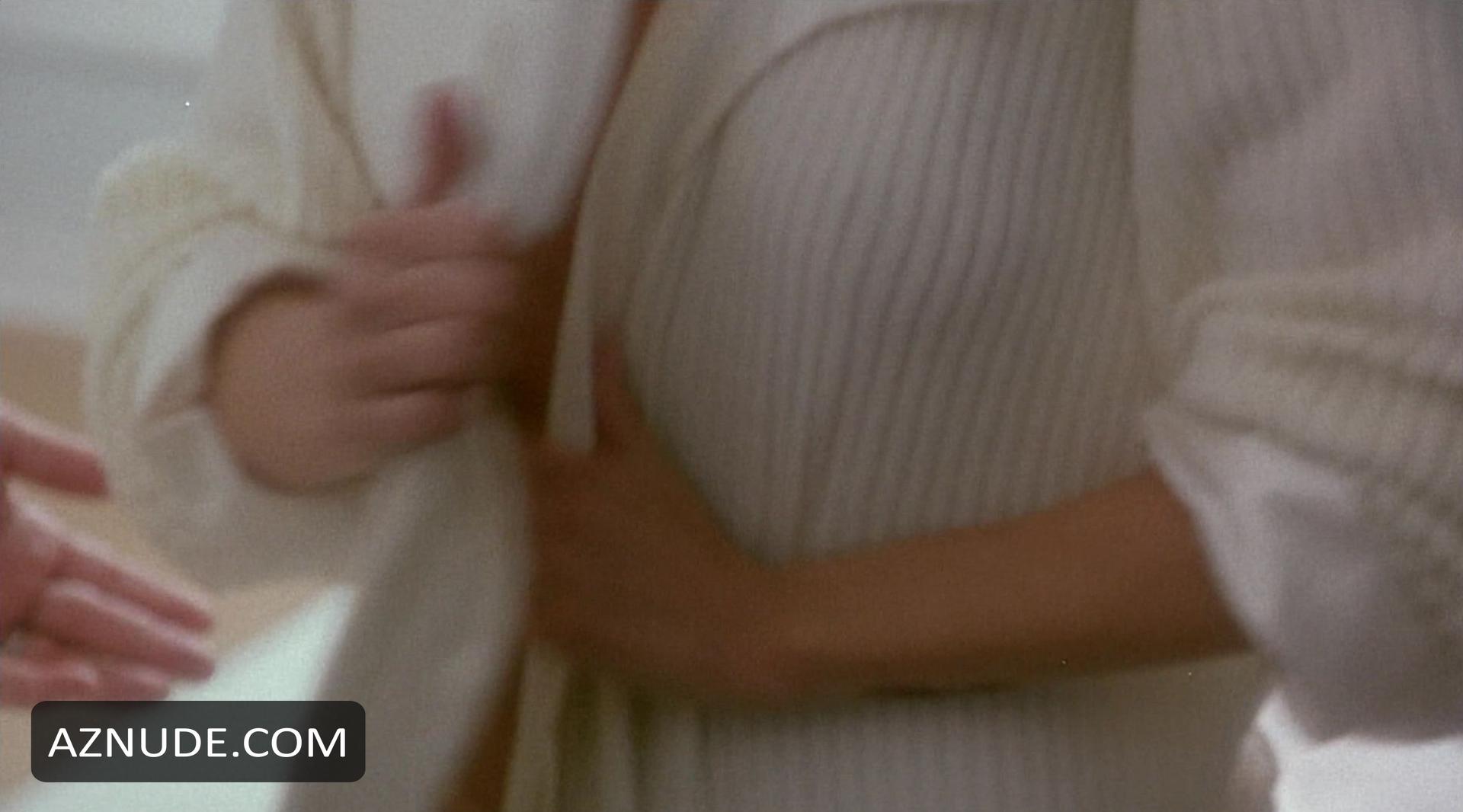 Linda Hoffman in The Dentist, photo 34