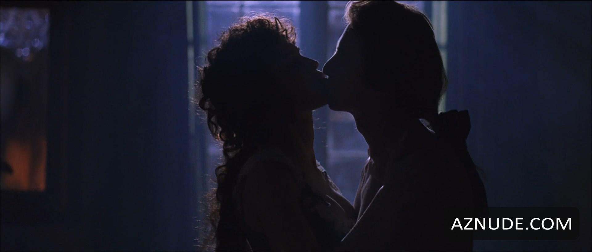 Hilary Swank in The Affair Of The Necklace, photo 37