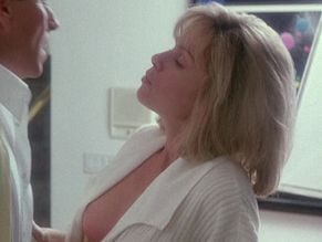Linda Hoffman in The Dentist, photo 20