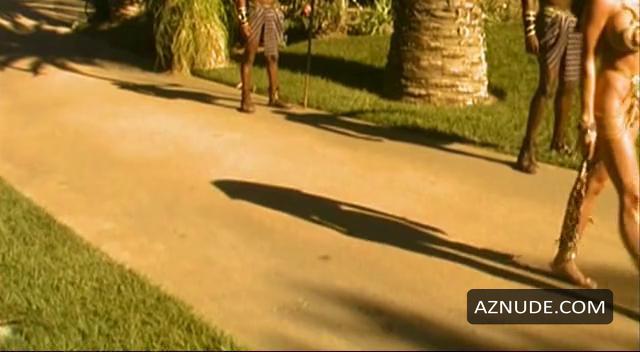 Mummy's Kiss in Mummy's Kiss, photo 5