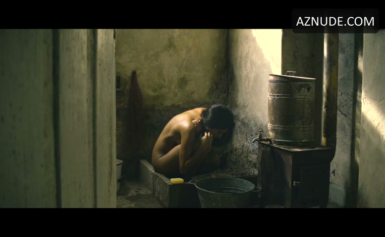 Golshifteh Farahani in The Patience Stone, photo 5