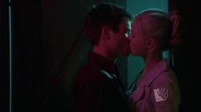 Keri Lynn Pratt in Jack & Bobby, photo 18