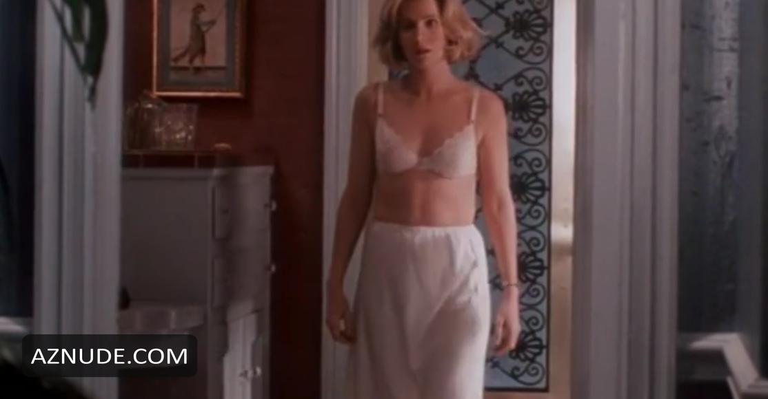 Ruth de Sosa in Tales From The Crypt, photo 12