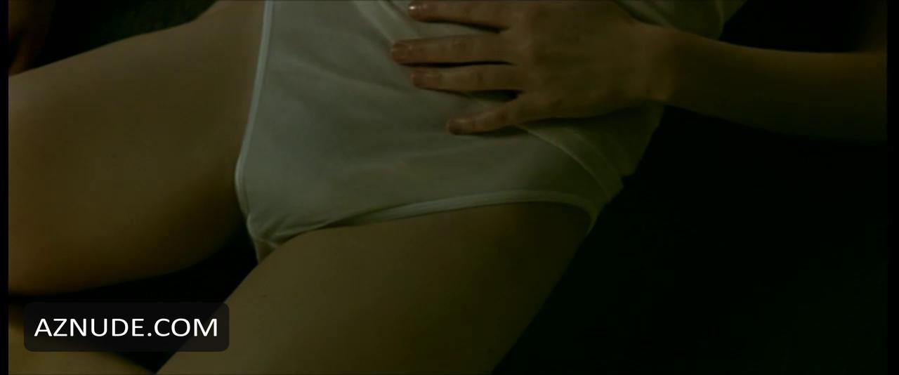 Isabelle Carre in Anna M., photo 11
