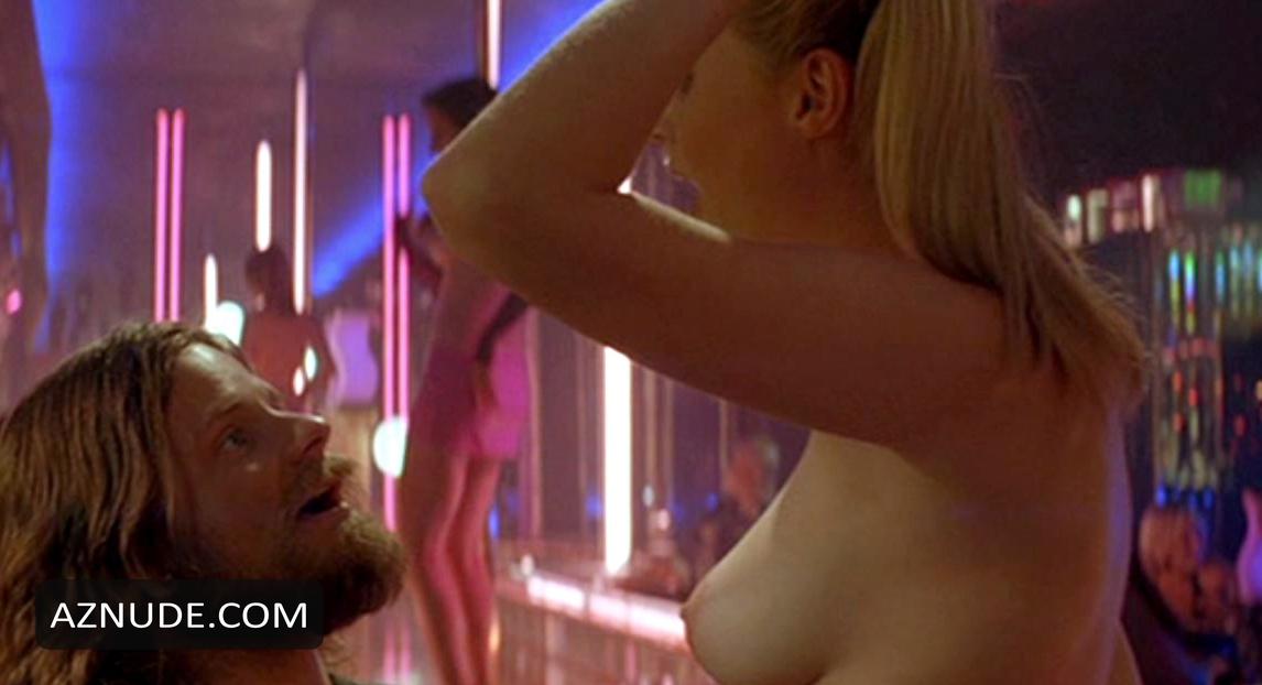 Fiona Gubelmann in Employee Of The Month, photo 6