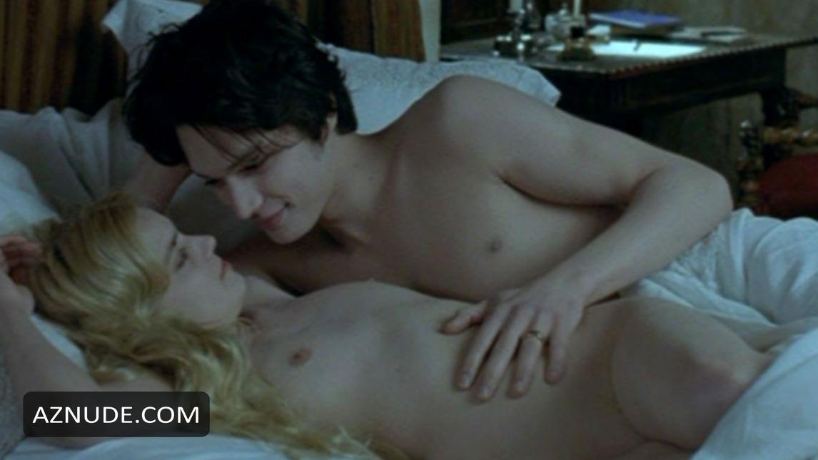 Roxane Mesquida in The Last Mistress, photo 1