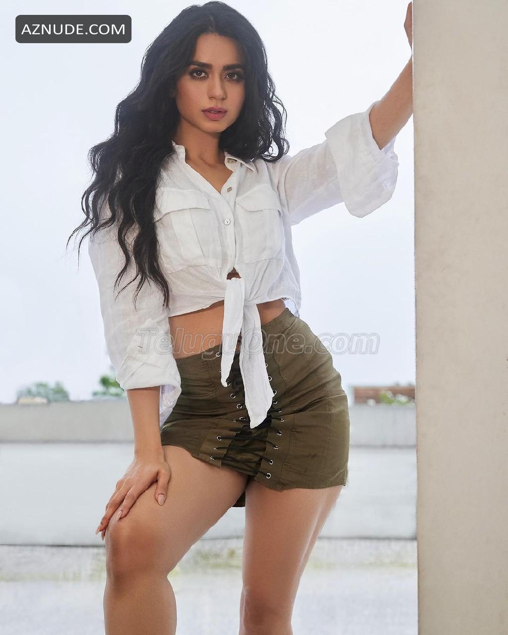 Soundarya Sharma in Housefull 4, photo 90