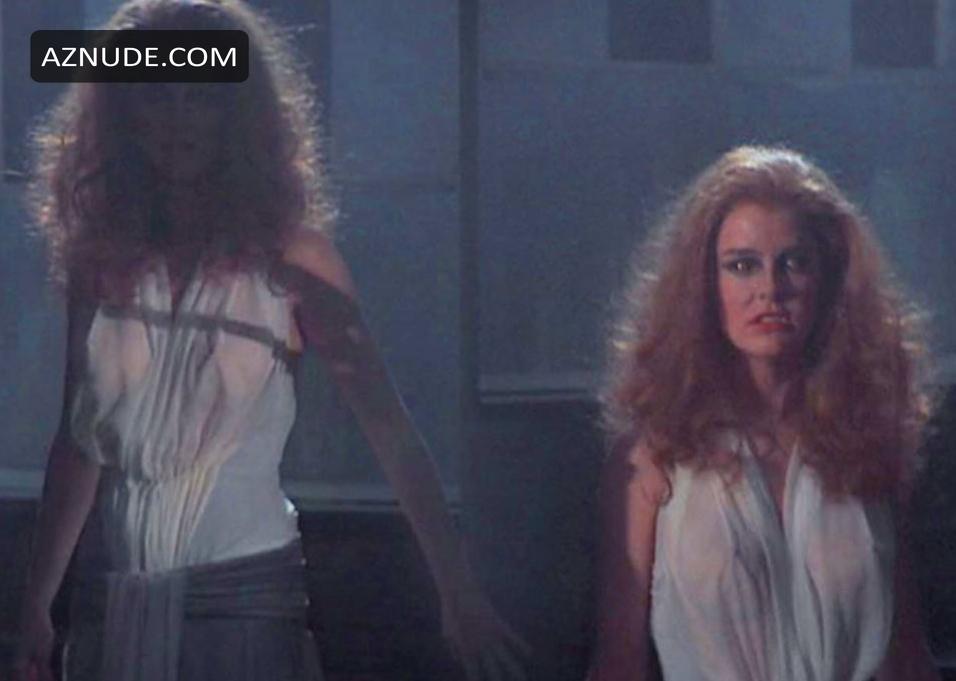 Amanda Bearse in Fright Night, photo 1