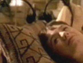 Emily Mortimer in Coming Home, photo 6