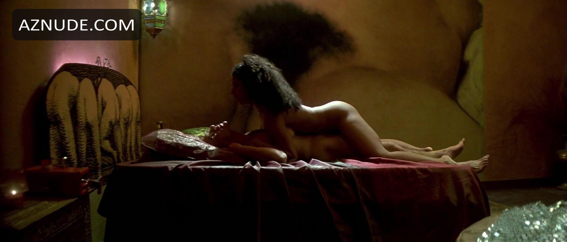 Vicenta N'dongo in Airbag, photo 43