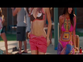 Diora Baird in Accepted, photo 9