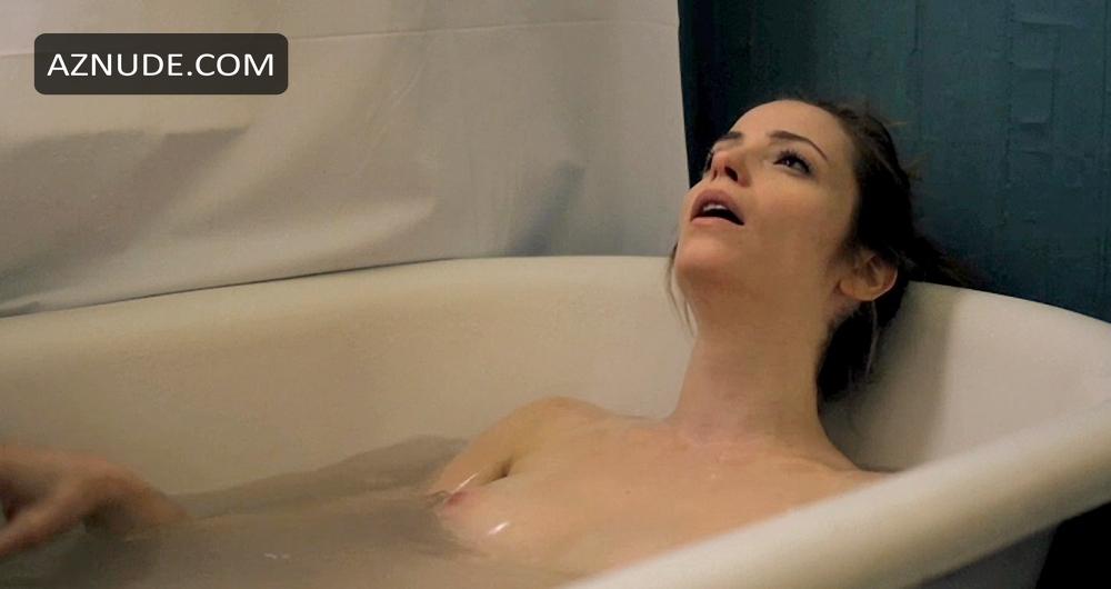 Jaime Ray Newman in Rubberneck, photo 4
