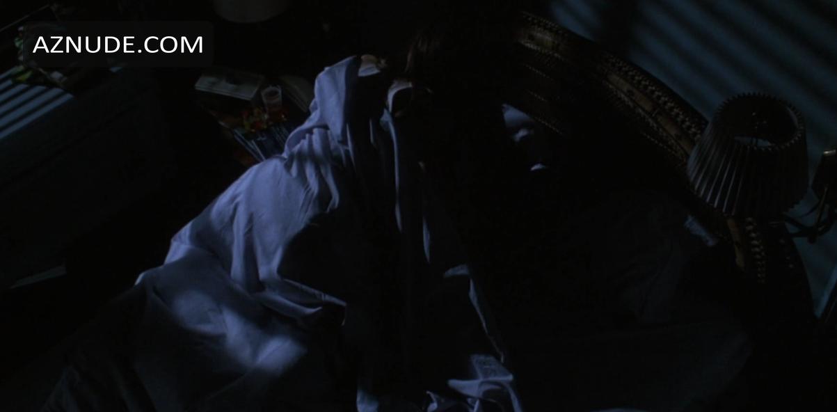 Mary McCormack in Private Parts, photo 3