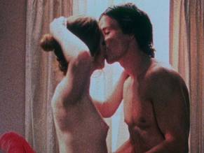 Julianne Moore in Boogie Nights, photo 6