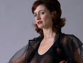 Emily Mortimer in Lovely & Amazing, photo 44