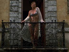 Theresa Russell in Wild Things, photo 8