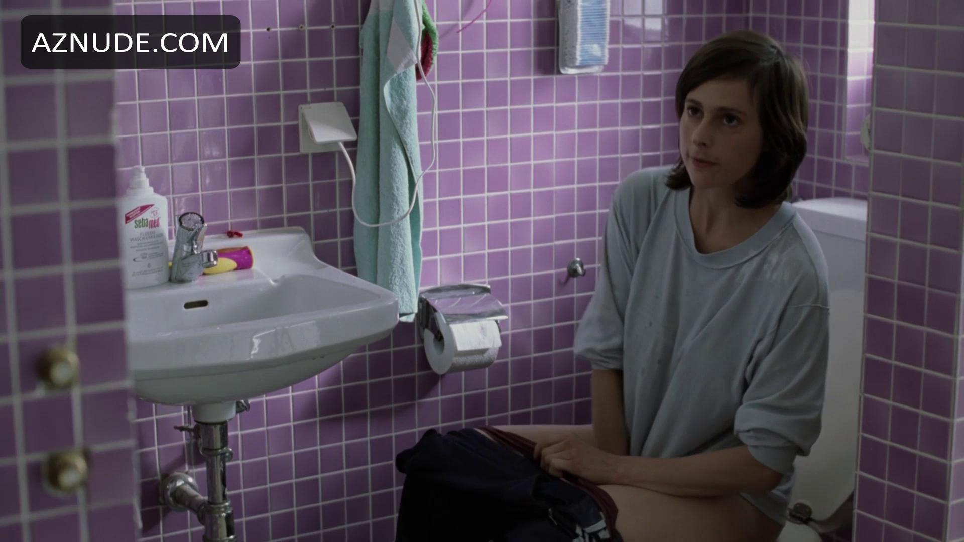 Isabelle Menke in Montag kommen die Fenster, photo 5
