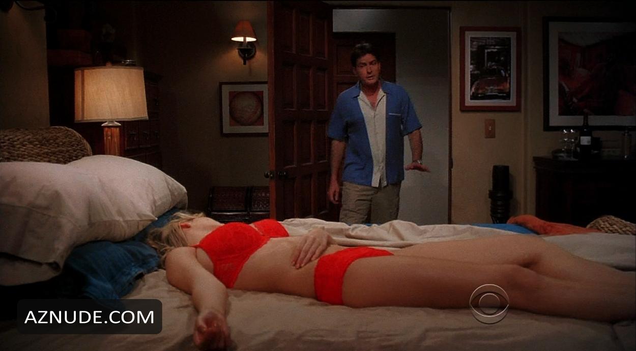 Diora Baird in Two And A Half Men, photo 4