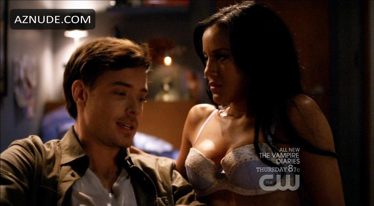 Heather Hemmens in Hellcats (2010-2011), photo 1