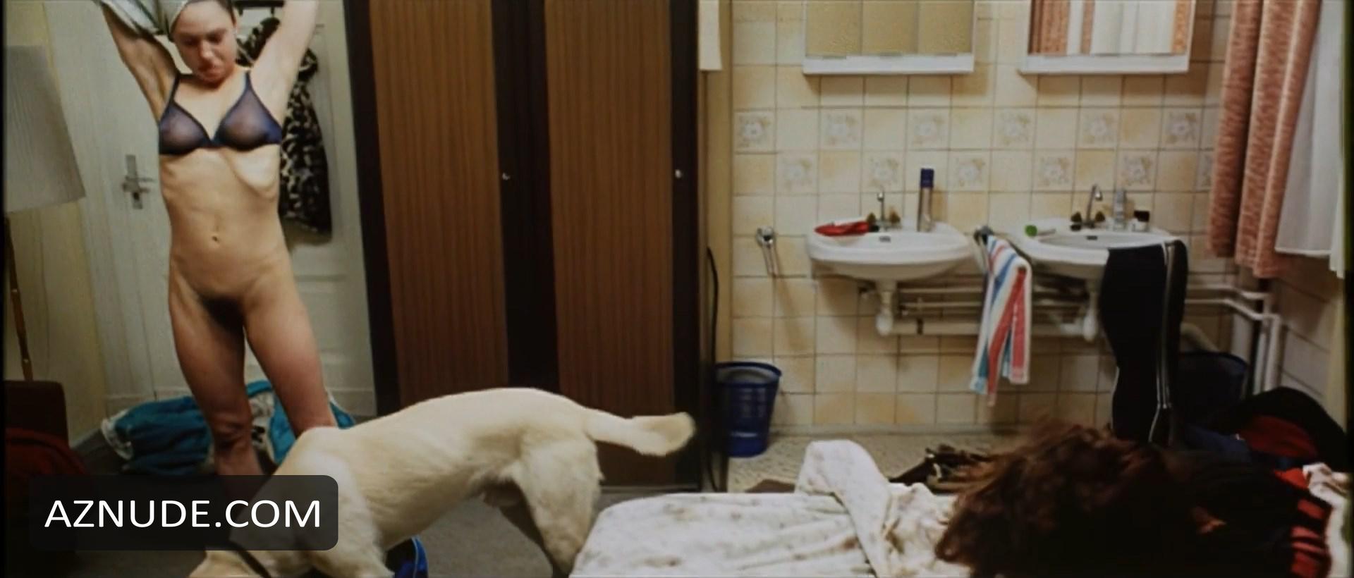 Sabine Timoteo in L' amour, l'argent, l'amour, photo 46
