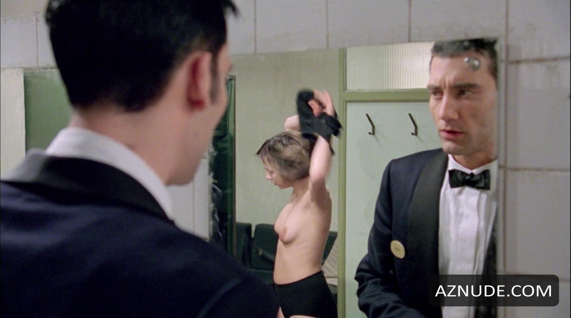 Kate Hardie in Croupier, photo 1