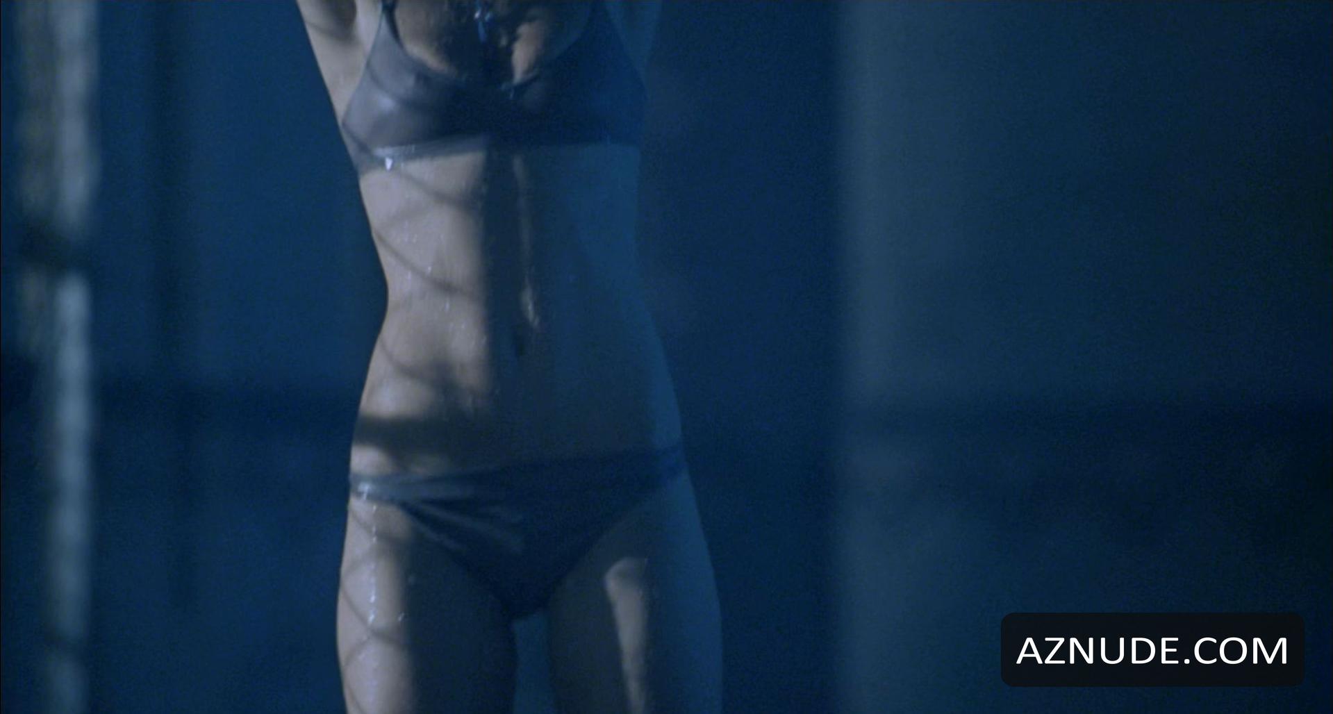 Jaime King in Slackers, photo 38