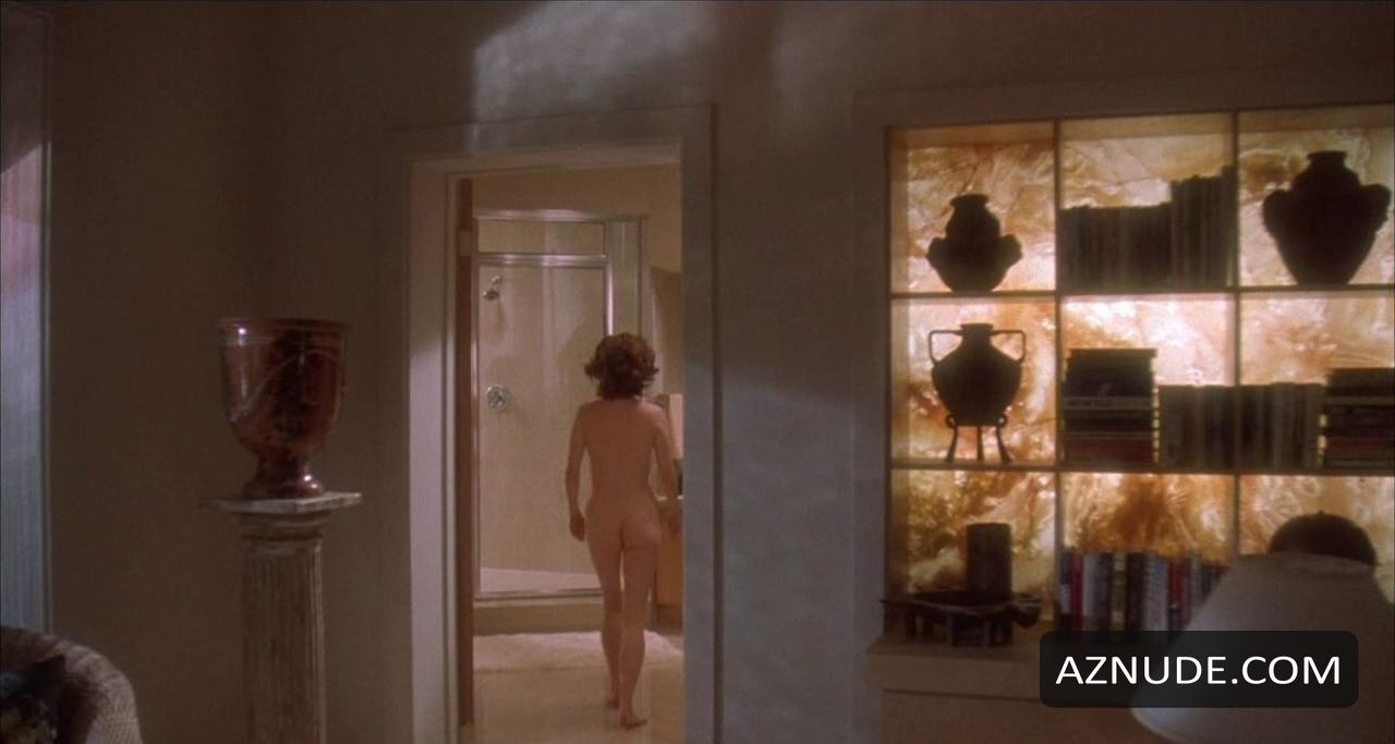 Julianne Moore in Body Of Evidence, photo 6