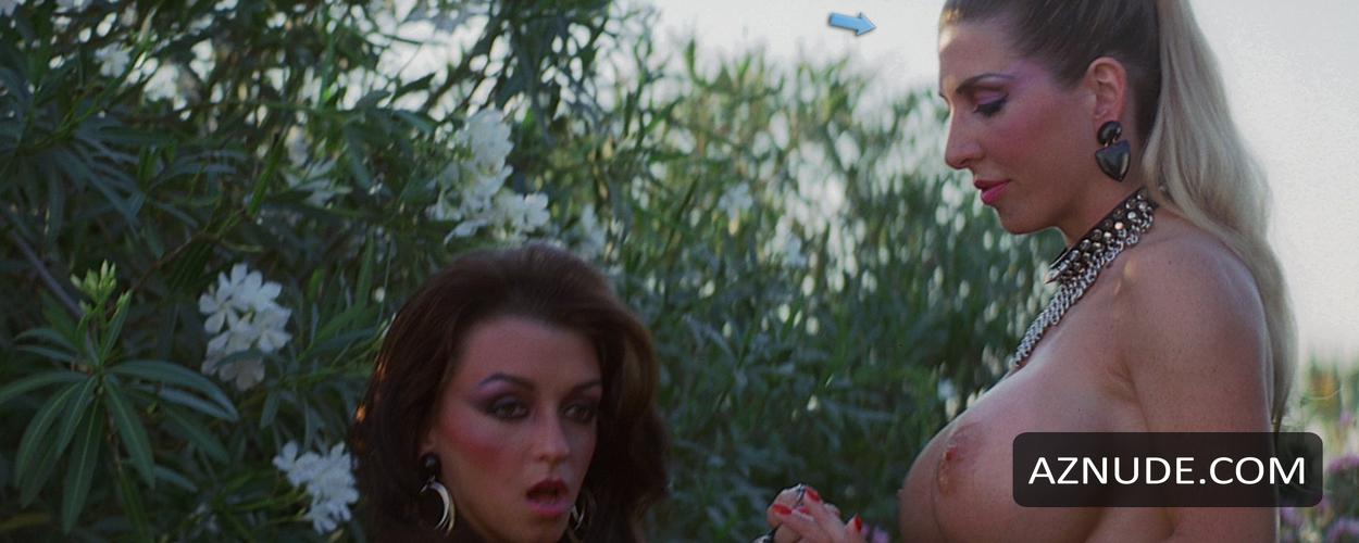 Skye Blue in Boogie Nights, photo 3