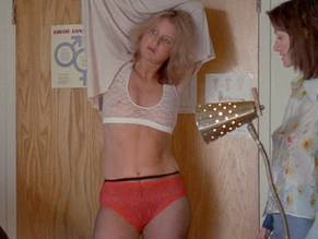 Sally Kirkland in The Young Nurses, photo 2