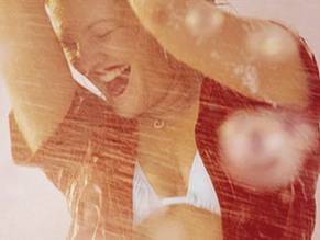 Drew Barrymore in Charlie's Angels: Full Throttle, photo 14