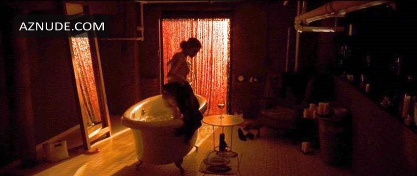 Sarah Roemer in Locked In, photo 2