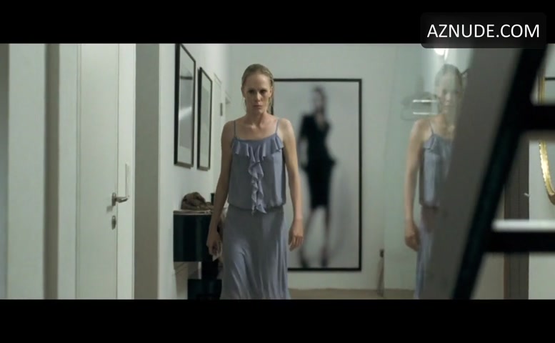 Susanne Wuest in Goodnight Mommy, photo 3