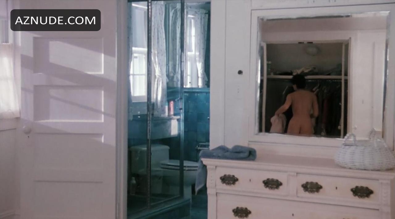 Annabella Sciorra in Whispers in the Dark, photo 1