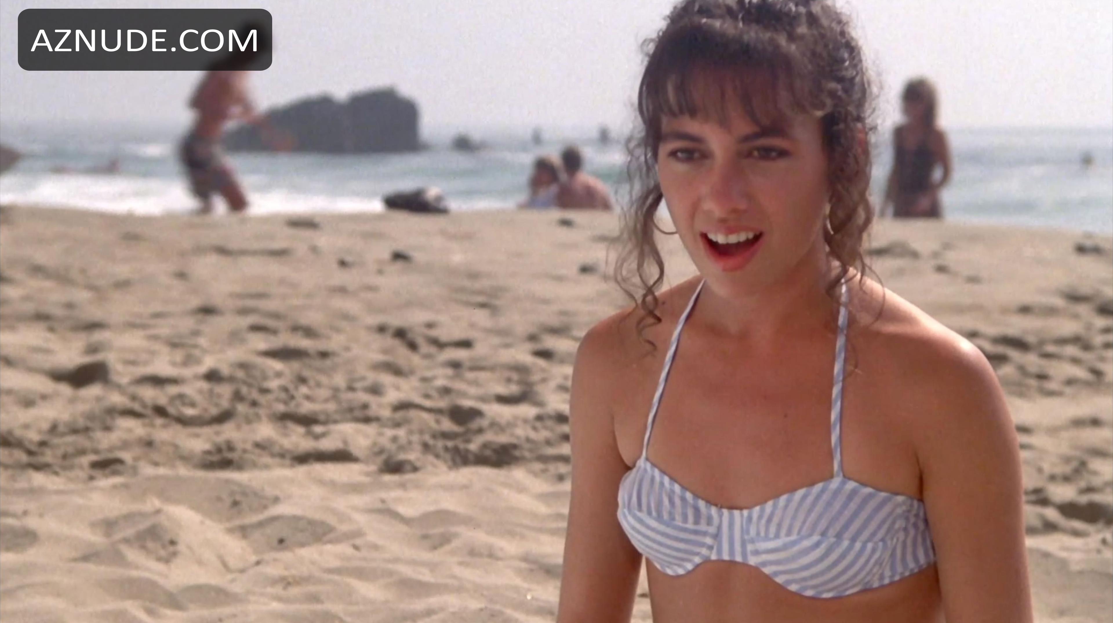 Susanna Hoffs in The Allnighter, photo 34