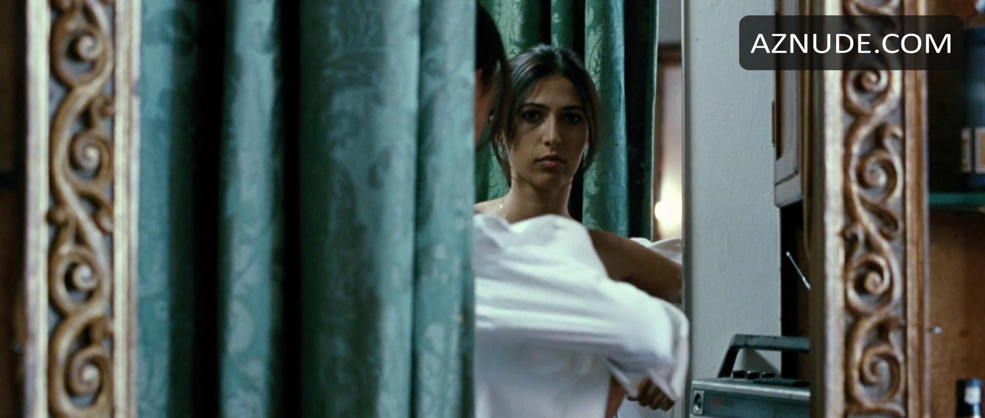 Olivia Magnani in Le Conseguenze Dell'amore, photo 3