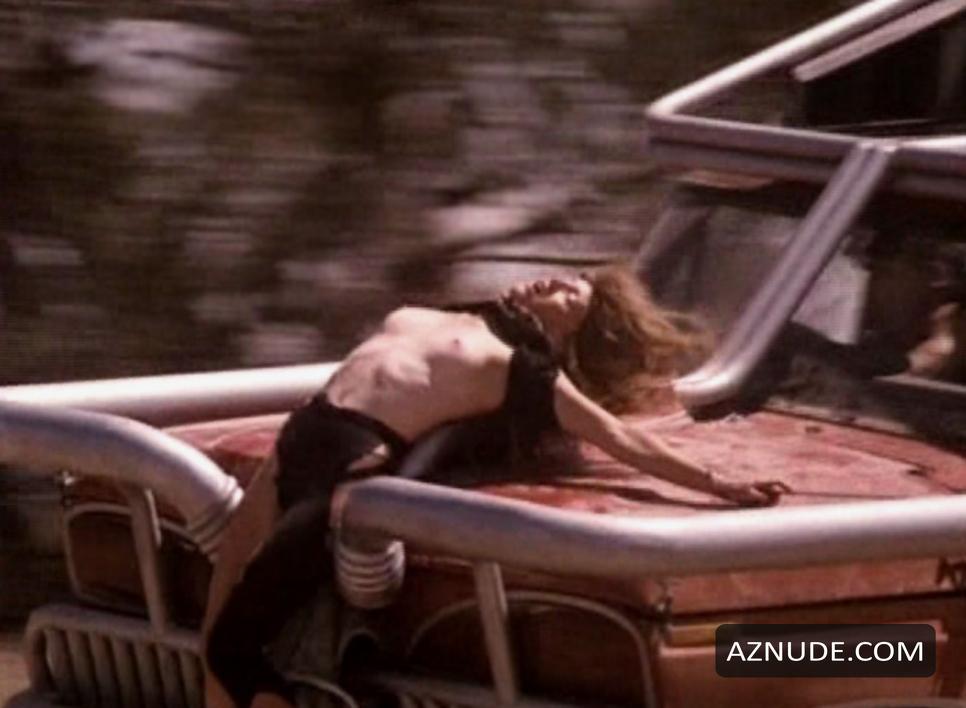 Cassandra Delaney in Fair Game, photo 5