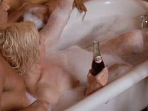 Jennifer Jason Leigh in Skipped Parts, photo 14