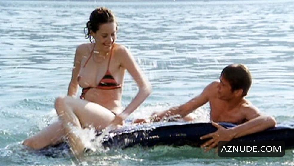 Sylvia Kristel in Julia, photo 5