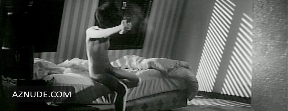 Mariko Ogawa in Branded to Kill, photo 6