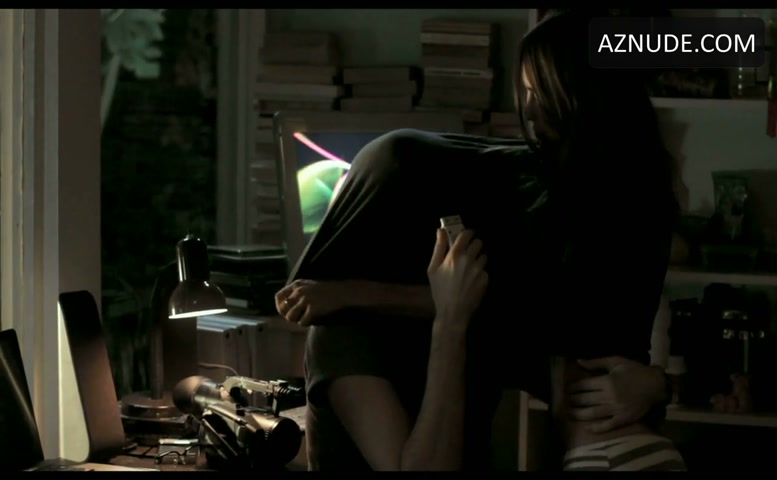 Nicole Vicius in Sound Of My Voice, photo 1