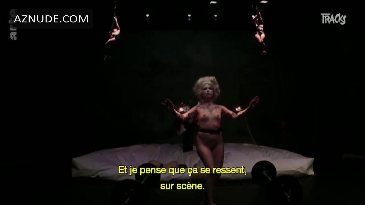 Flo Holzinger in Anti-ballet, photo 10
