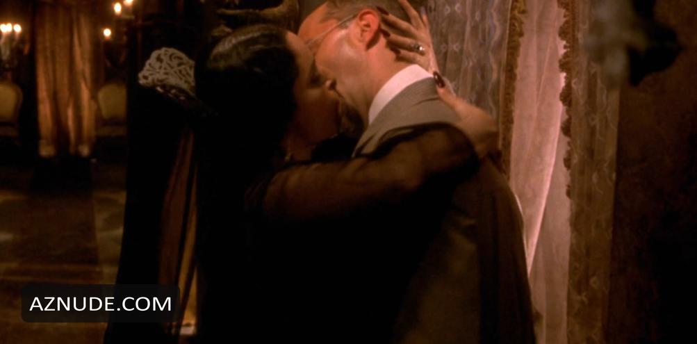 Sonia Braga in From Dusk Till Dawn 3, photo 6