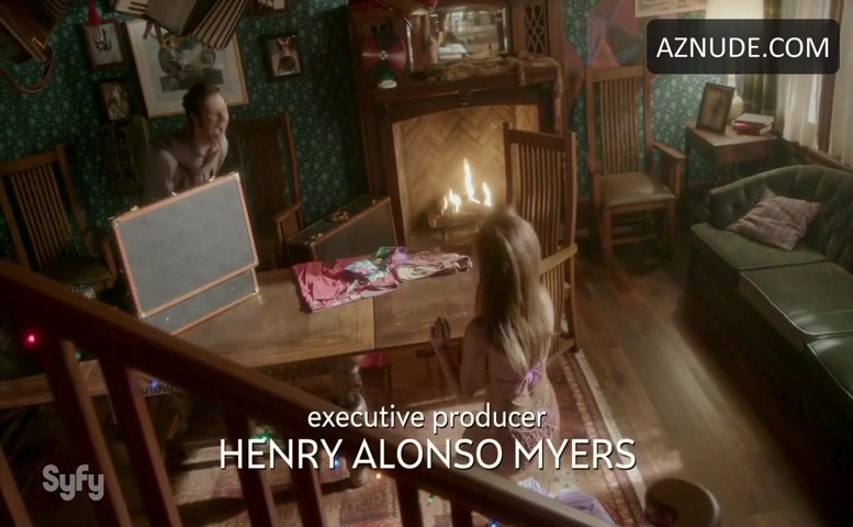 Summer Bishil in The Magicians (2015-), photo 1