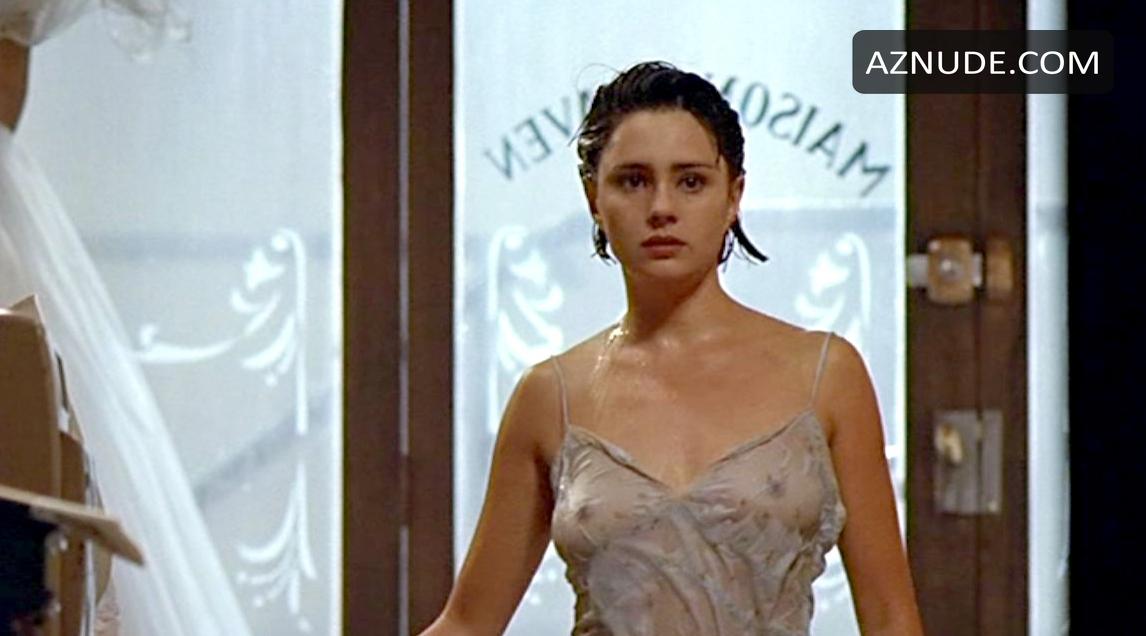 Anouk Grinberg in Merci La Vie, photo 10