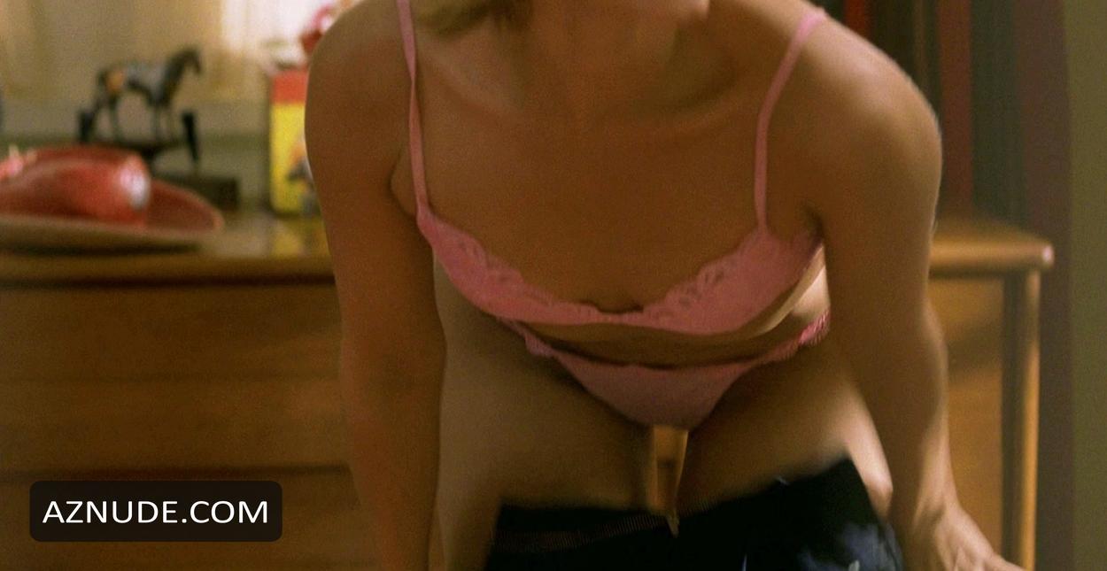 Lisa Arturo in American Pie 2, photo 6