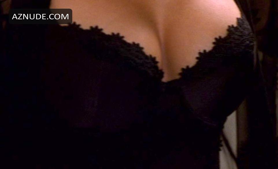 Tiffani-Amber Thiessen in The Ladies Man, photo 7