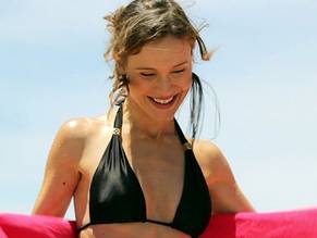 Gabriella Pession in Wilfred, photo 10